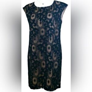 LOFT Black and Cream Lace Midi Cocktail Dress Size 4 👗